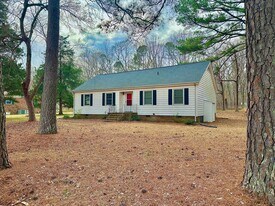 6925 Innesbrook Way in Bahama, NC - Building Photo