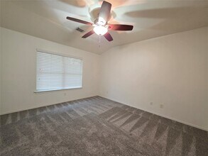 114 E Stedhill Loop in Conroe, TX - Building Photo - Building Photo