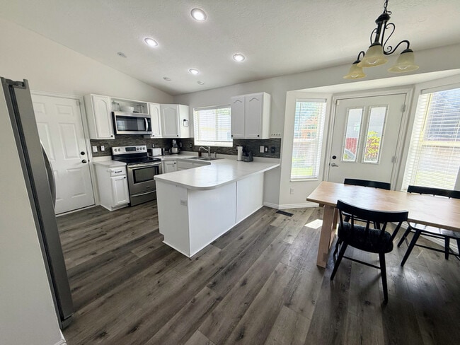 1129 S 1660 E in Spanish Fork, UT - Building Photo - Building Photo