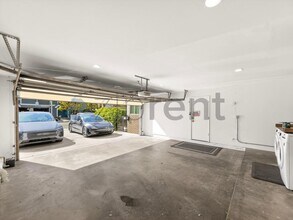 13626 Cerise Ave in Hawthorne, CA - Building Photo - Building Photo