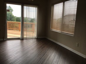 1801 Chesney Dr in Florence, KY - Building Photo - Building Photo