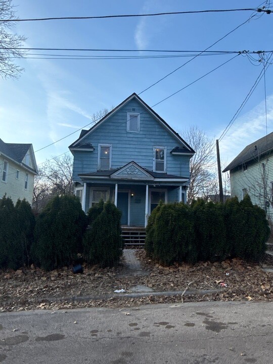 440 Forest Ave in Rockford, IL - Building Photo