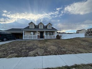 4031 Montego Dr in Saratoga Springs, UT - Building Photo - Building Photo