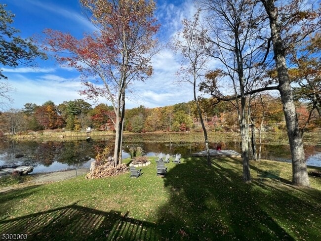 2 Hilltop Rd in Byram Township, NJ - Building Photo - Building Photo