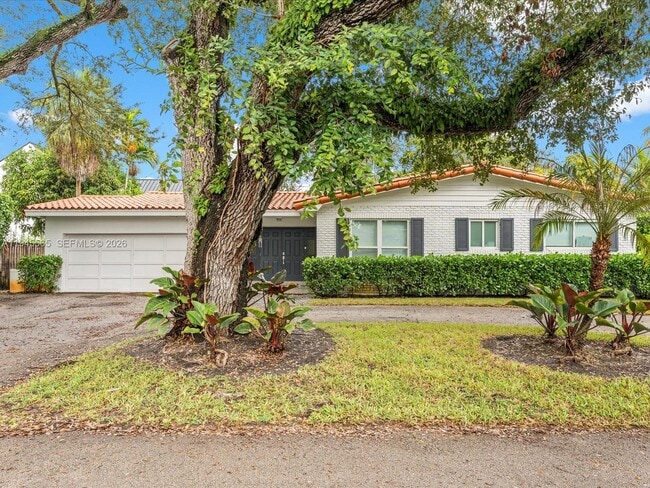 property at 5265 SW 78th St