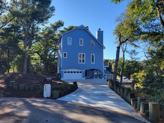 property at 202 Lagoon Ct