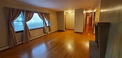 60 Mountain View Rd in Fishkill, NY - Building Photo - Building Photo