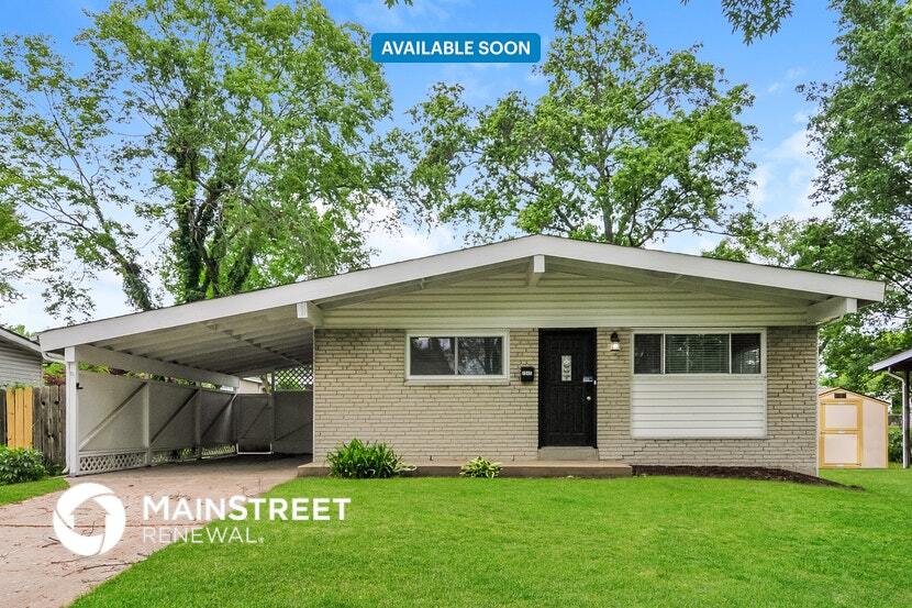 1545 Swan Dr in Florissant, MO - Building Photo