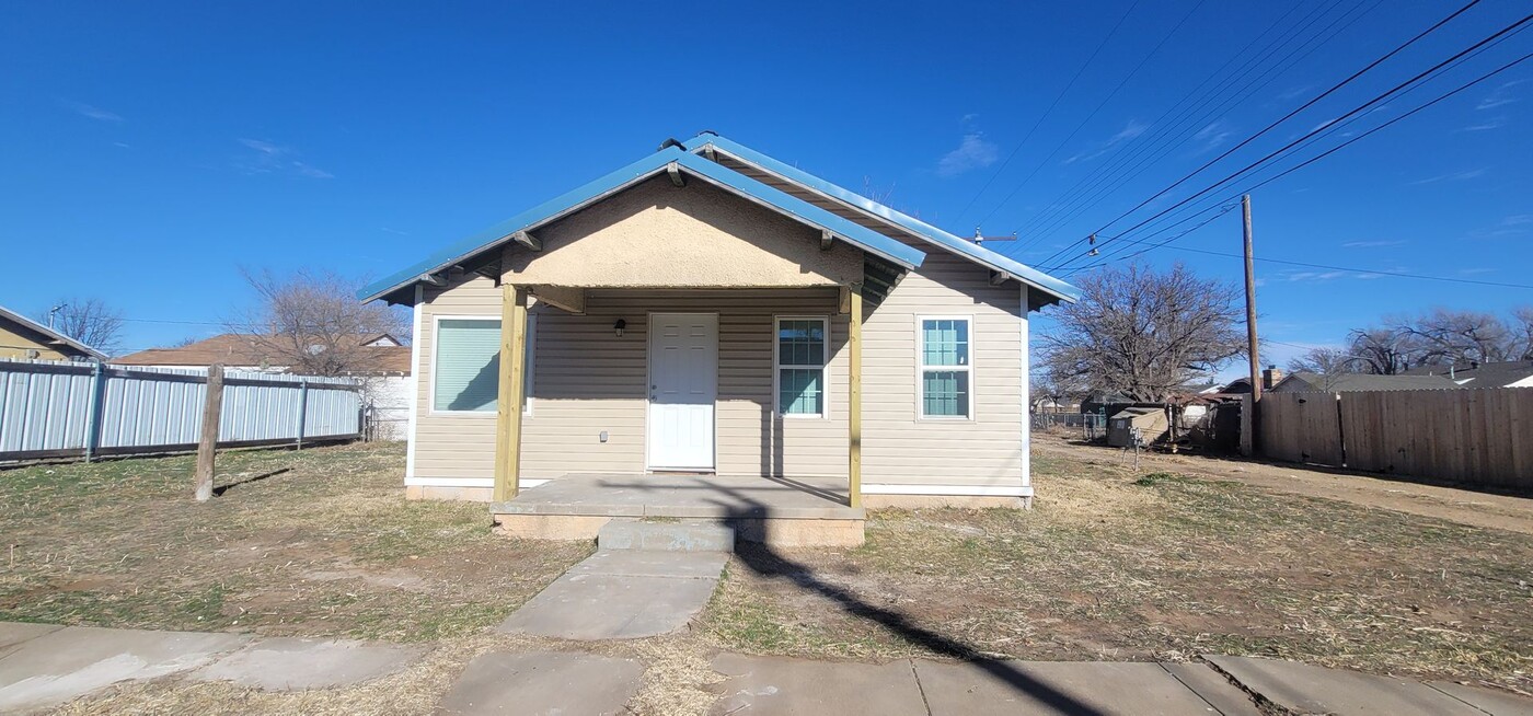 3916 SW 4th Ave in Amarillo, TX - Building Photo