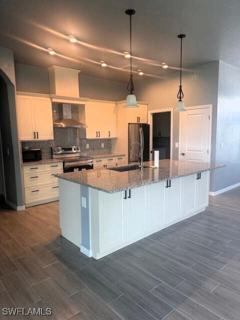 2204 NE 35th Terrace in Cape Coral, FL - Building Photo - Building Photo