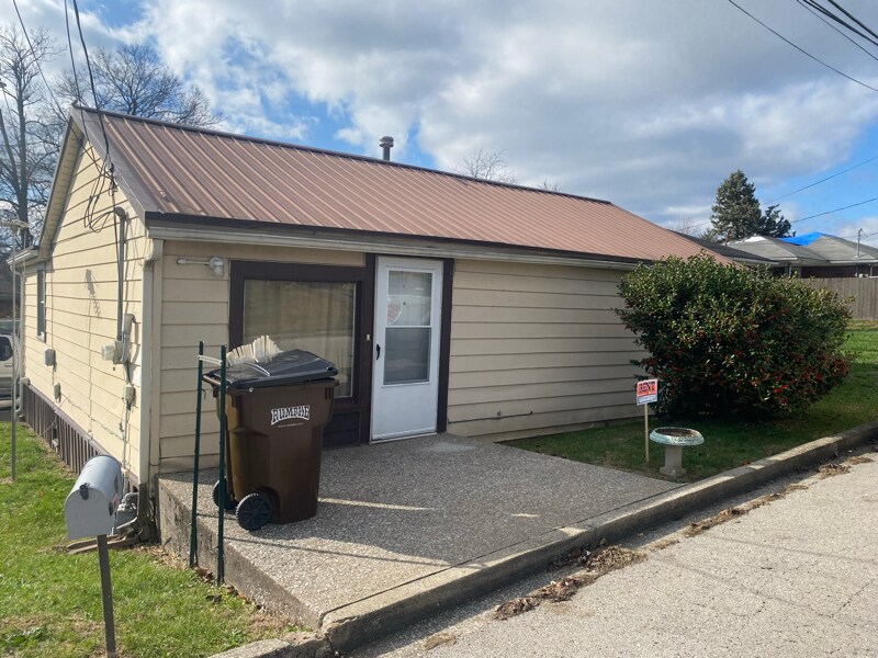 415 Bond St in Richmond, KY - Foto de edificio