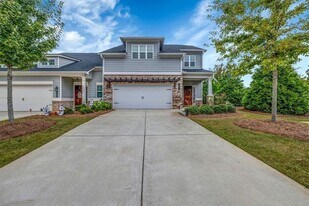 4591 Grenadine Cir in Acworth, GA - Building Photo