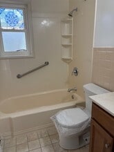 3696 Park Ave in Wantagh, NY - Building Photo - Building Photo