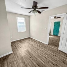 321 W Ianthe St in Tavares, FL - Building Photo - Building Photo