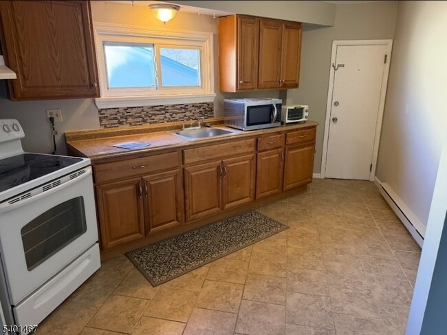 57 Main St, Unit 3 in Stanhope, NJ - Building Photo - Building Photo