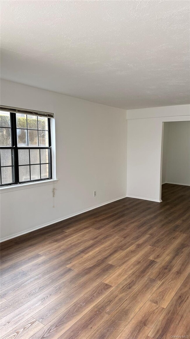 440 Carpenter Ave in Newburgh, NY - Building Photo - Building Photo