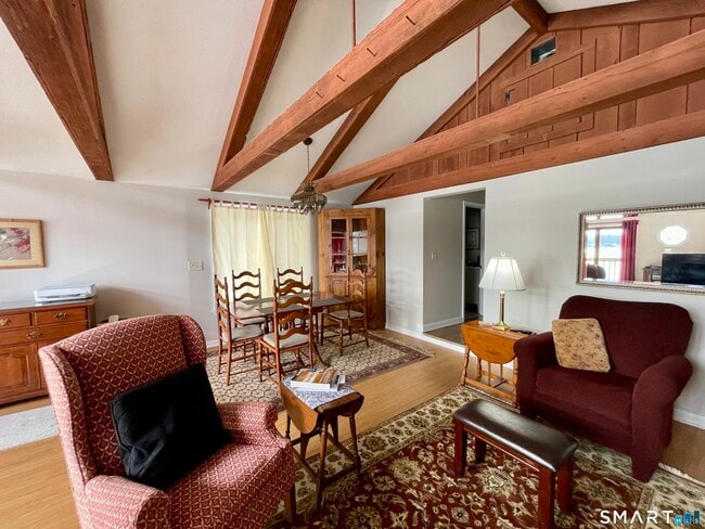 203 Pine Hollow Rd in Killingly, CT - Building Photo - Building Photo