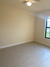 4519 Skyline Blvd in Cape Coral, FL - Building Photo - Building Photo