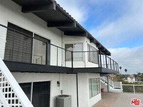 2242 Avenida Salvador in San Clemente, CA - Building Photo - Building Photo