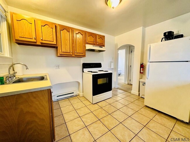 608 Lamberd Ave in Johnstown, PA - Building Photo - Building Photo