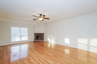 1101 Marcia Ln in Burleson, TX - Building Photo - Building Photo