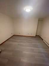 312 Cross St, Unit Floor 1 in Harrison, NJ - Foto de edificio - Building Photo