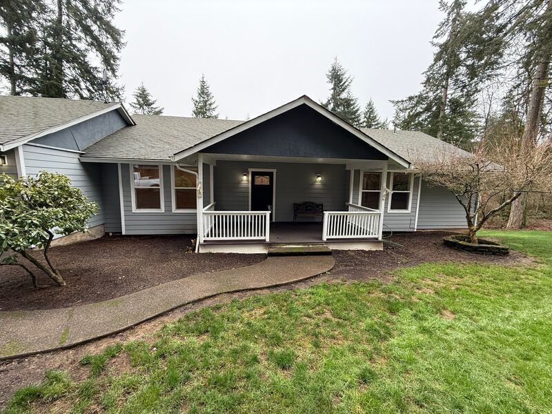 11155 James Way Dr SE in Aumsville, OR - Building Photo