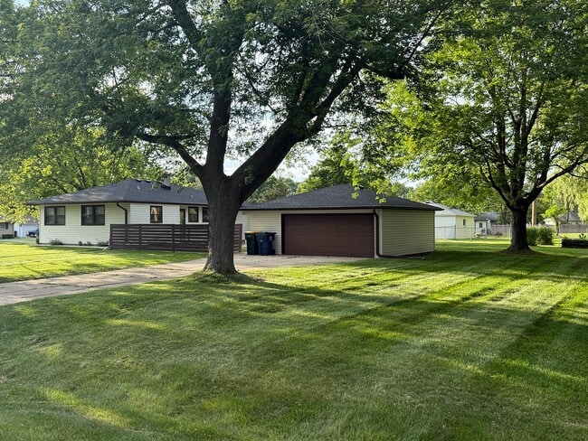 property at 8840 S Carol Ct