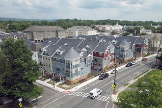 Station Square at Fanwood Townhomes in Fanwood, NJ - Building Photo - Building Photo