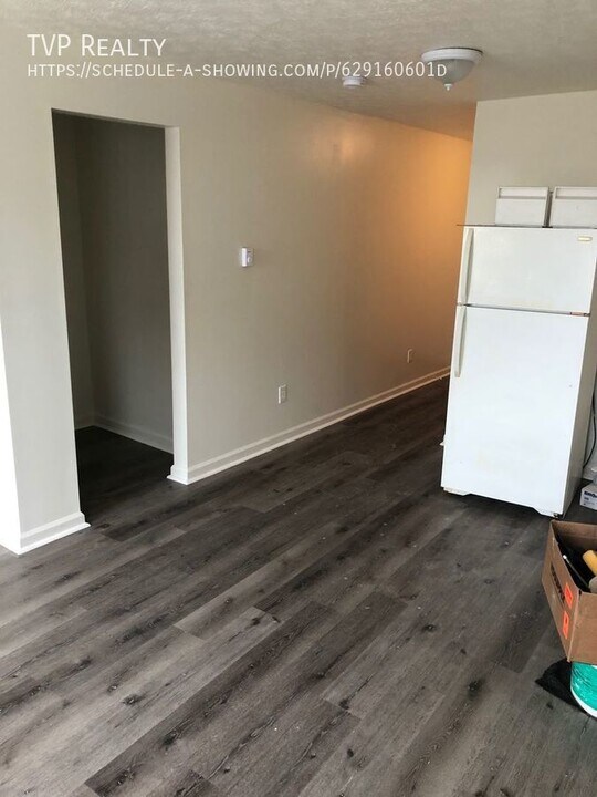 410 Broadway, Unit #1 in Lorain, OH - Building Photo