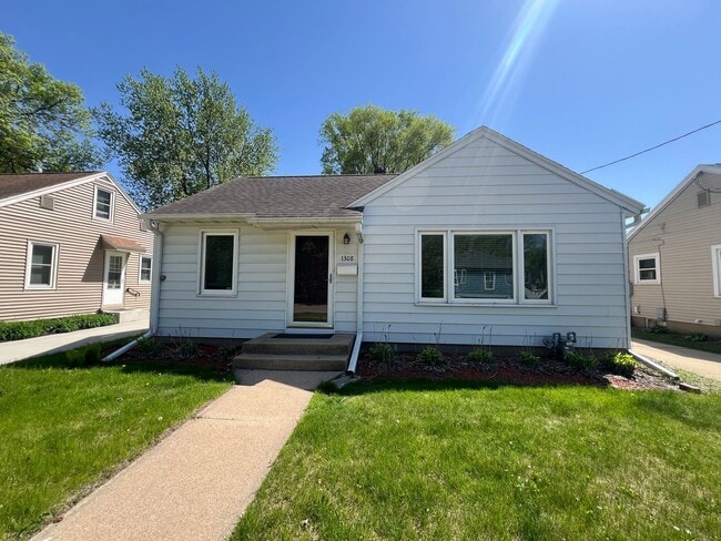 property at 1308-3 1/2 3 1/2 St SE