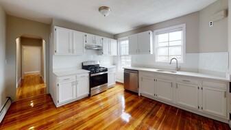 280 Mcgrath Hwy, Unit #1 Apartamentos