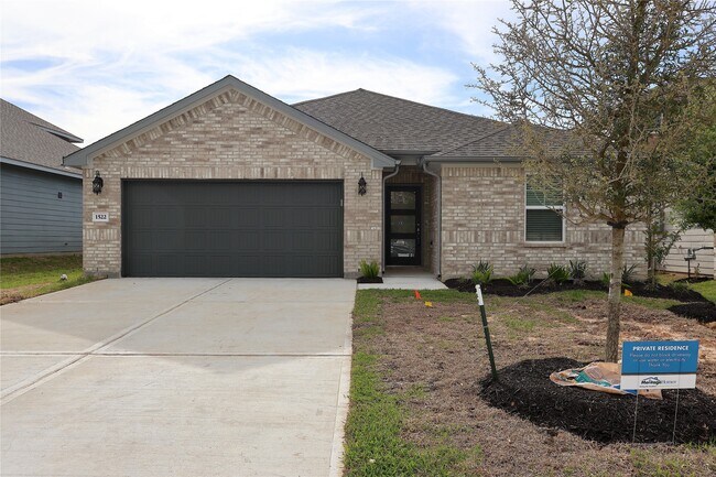 property at 1522 King Rnch Rd