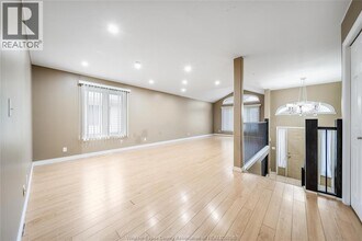 2704 Cappelletto Rd in Windsor, ON - Building Photo - Building Photo