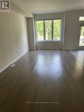 12-8273 TULIP TREE Dr in Niagara Falls, ON - Building Photo - Building Photo