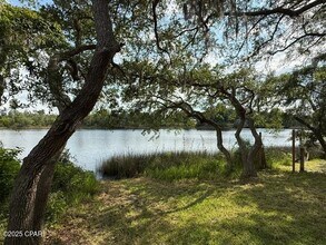 7322 Hwy 2302 in Southport, FL - Building Photo - Building Photo