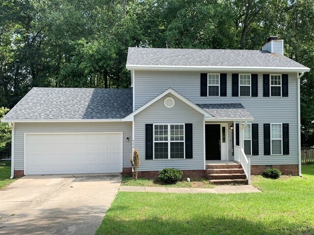 524 Wyndham Dr in Fuquay Varina, NC - Foto de edificio