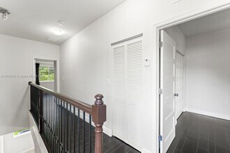 1110 NE 1st Ave in Miami, FL - Building Photo - Building Photo