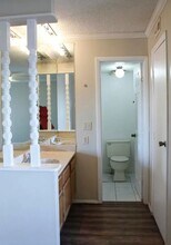 7410 Avenue X, Unit 403 in Lubbock, TX - Foto de edificio - Building Photo