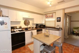 2142 N Halsted St-Unit -Unit 4F in Chicago, IL - Building Photo - Building Photo