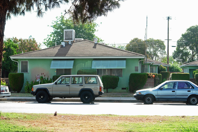 2510 N 1st St in Fresno, CA - Building Photo - Building Photo