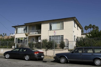 1749 N Harvard Blvd in Los Angeles, CA - Building Photo - Building Photo