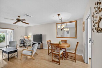 2673 Barkley Dr E in West Palm Beach, FL - Building Photo - Building Photo