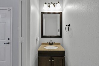 3 Peach Ridge Pl in Spring, TX - Foto de edificio - Building Photo