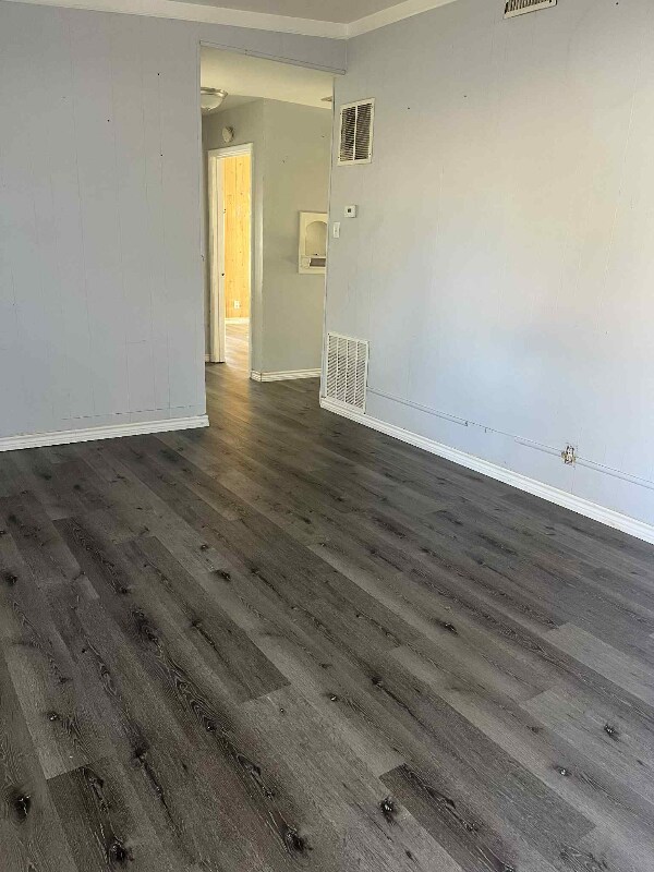 2524 Loy Lake Rd in Denison, TX - Foto de edificio - Building Photo