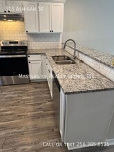 313 Ashigan St in Union City, GA - Building Photo - Building Photo