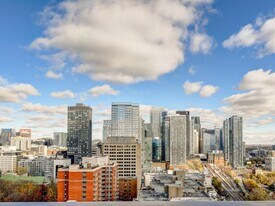 The Shaughn in Montréal, QC - Building Photo