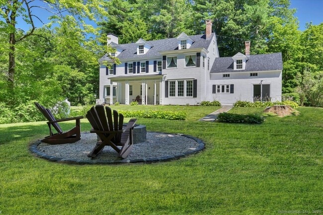 272 Norfolk Rd in Litchfield, CT - Building Photo - Building Photo