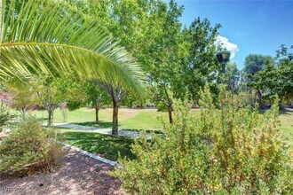 10940 Salernes St in Las Vegas, NV - Building Photo - Building Photo