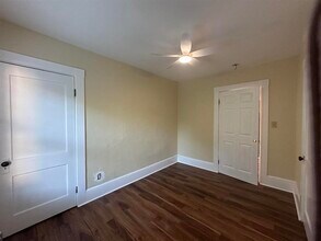 34 Maple St in Derry, NH - Building Photo - Building Photo